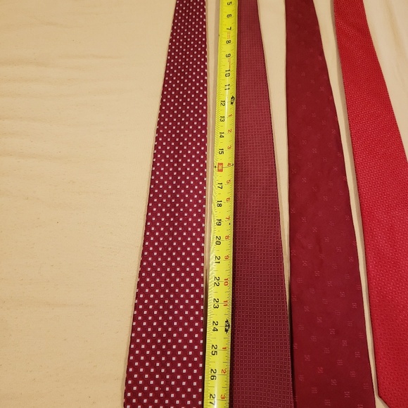 Lot of Ties - Picture 3 of 5